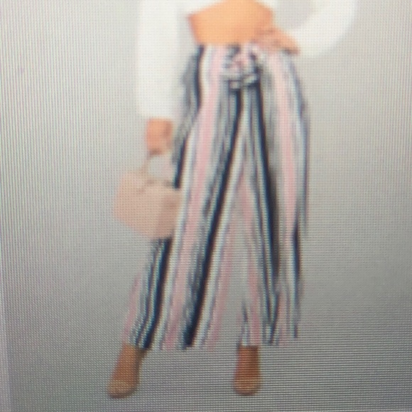 NWT Fashion Nova Tie Waist Pants. Size M - Picture 7 of 7